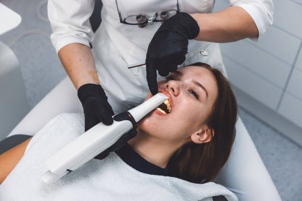 Best Emergency Dental Care for Broken or Chipped Teeth in Collingdale, PA